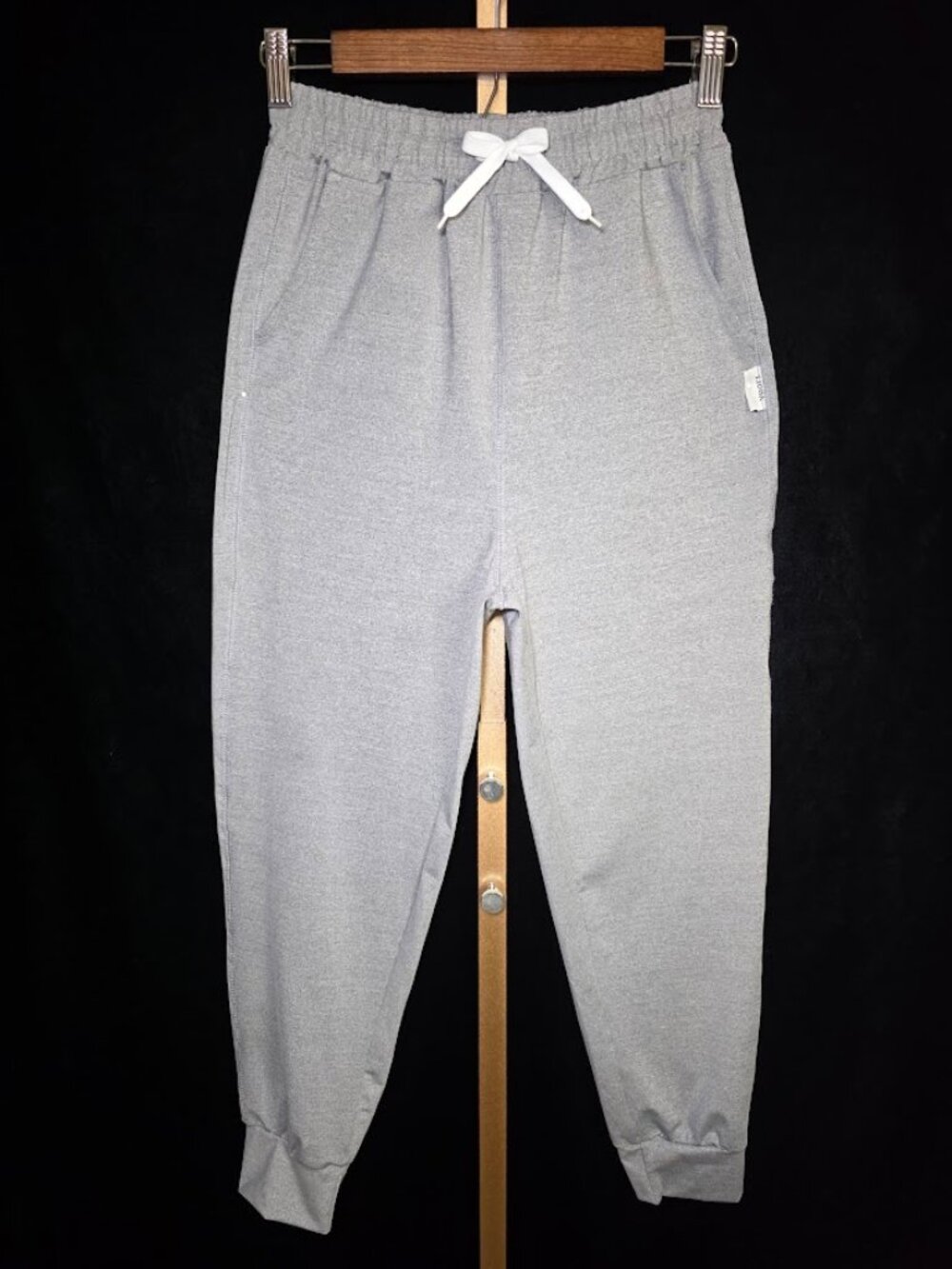 Vuori Performance Jogger - Heather Gray Small